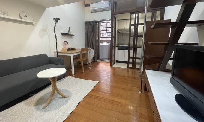 Xinyi Apartment | 暮光公寓 x 健身教練｜台北 101 ｜Pool｜夜市 ｜cafe｜MRT捷運站｜Gym