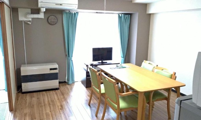 Chuo-ku Apartment | 札幌市中心部大通公園まで徒歩十分観光移動に便利なロケーションh702