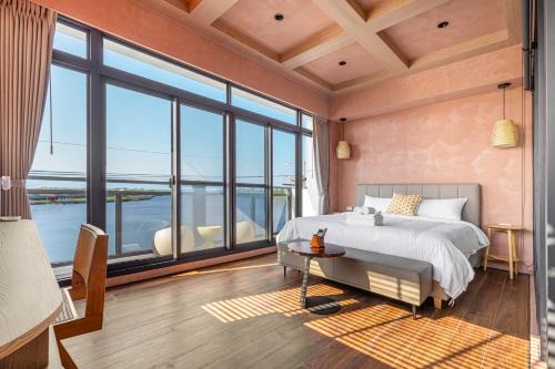 Wujie Bed & Breakfast | 河海之間 Between River and Sea