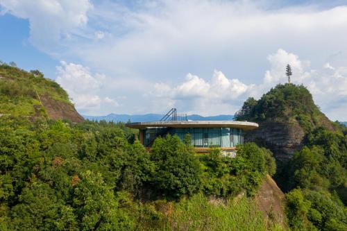 Pingjiang County Hotel | 自在平江野奢度假酒店