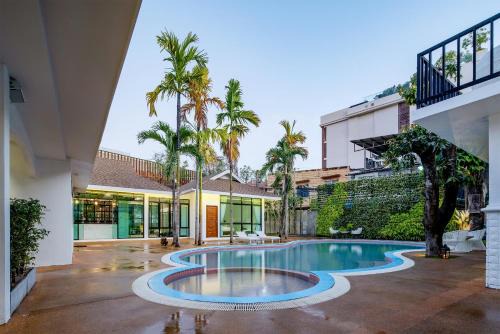 Chang Khlan Hotel | 花语岸·度假酒店(H·Flora Hotel)