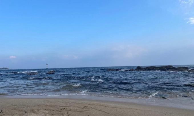 Gangneung House | 강릉 영진해변뷰 신축 독채 감성숙소