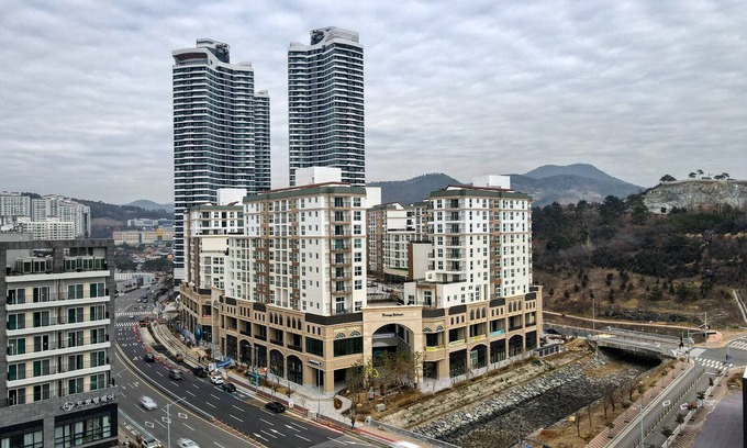 Yeosu Apartment | 바다와 공원을 품은 친환경 힐링 특권
