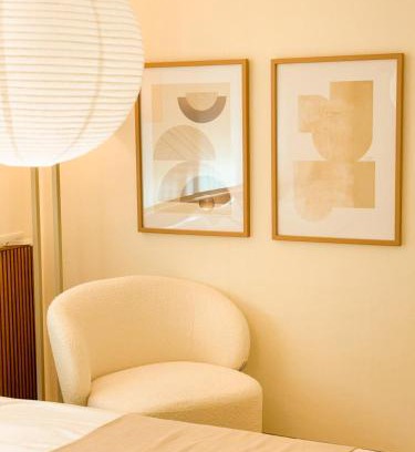 Yeonnam-dong Apartment | 연남동,경의선숲길,홍대입구2번출구,올리브영,연세대,세브란스병원,2룸3베드,Ak홍대쇼핑,짐보관