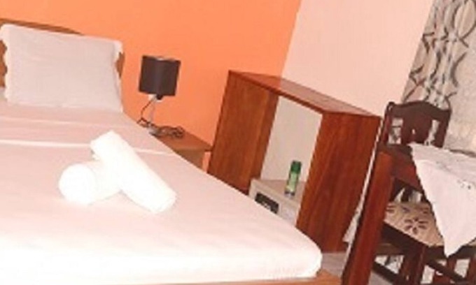 Kribi Bed & Breakfast | 01. Classic Double Room Ile d'Ouessant, 1 Double Bed, Ground Floor
