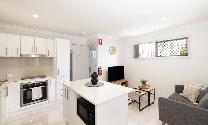 Rocklea Apartment | 1 Bdr Apt! GST Credits! Undercover Parking! 514AF1