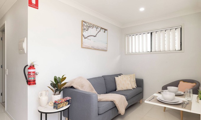 Rocklea Apartment | 1 Bdr Apt! GST Credits! Kitchen! Parking! 116F1