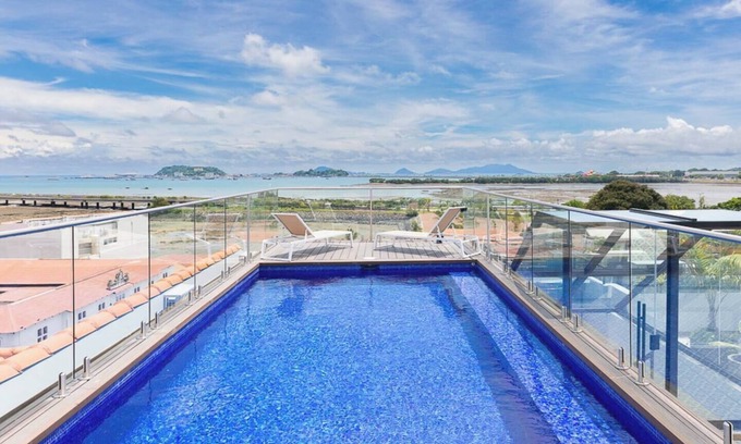 Casco Viejo Condo | 1 Bdr Apt 🛏️ in Casco Viejo, rooftop Pool 🌇 🩱