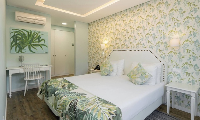 Monte Apartment | 1-bed Garden Apt 2 in character Babosas Village