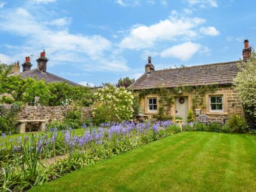 Fremington House | 1 Bed in Whorlton G0121