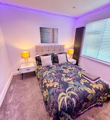 West Hendon Apartment | 1 bed modern apartment walking distance from shopping mall