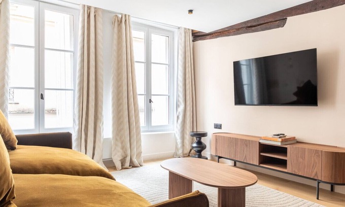 Val-de-Grace Apartment | 1 Bedroom#4 Pers#mouffetard#port-royal#la Sorbonne