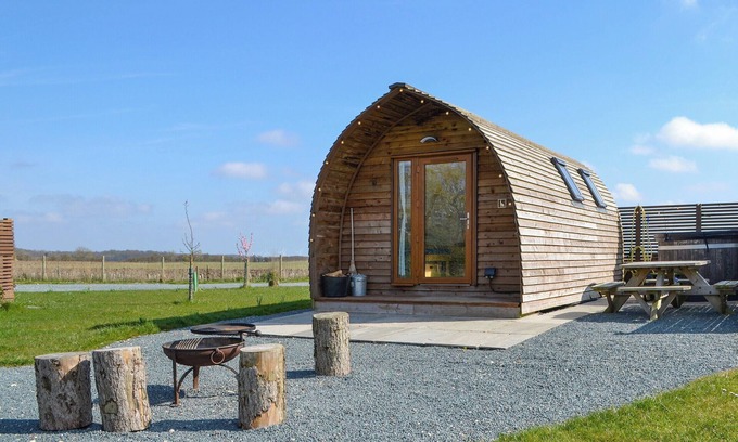 Driffield Apartment | 1 bedroom accommodation in Kelk, near Driffield