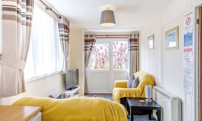 Anderby Creek Cottage | 1 bedroom accommodation in Anderby Creek, Mablethorpe