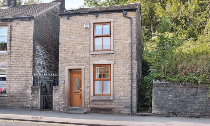 Padfield Cottage | 1 bedroom accommodation in Glossop