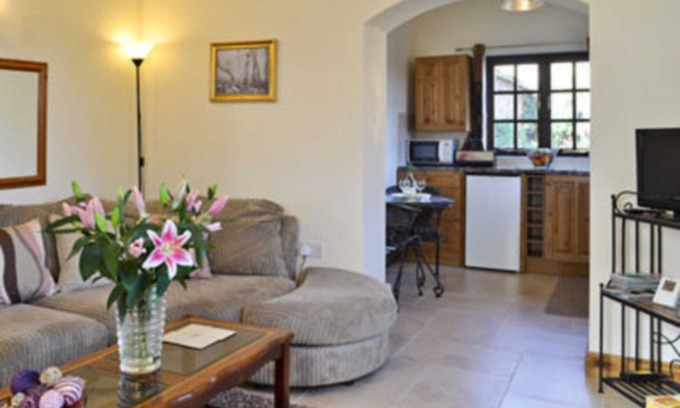 Flaxton Cottage | 1 bedroom accommodation in Flaxton, near York