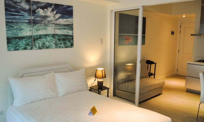 Don Bosco Apartment | 1-Bedroom Beach View @ Azure Miami 1110
