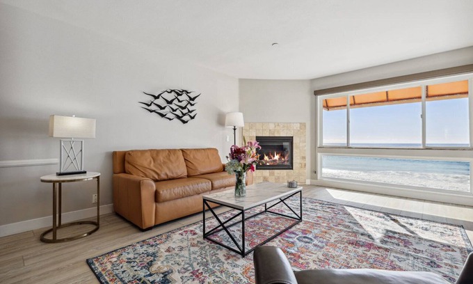 Carlsbad Village Condo | 1 Bedroom Condo on the Sand!