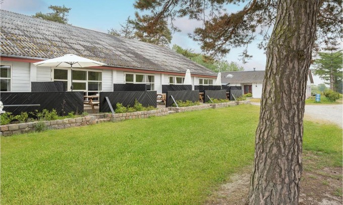 Ristinge House | 1 Bedroom Cozy Home In Humble