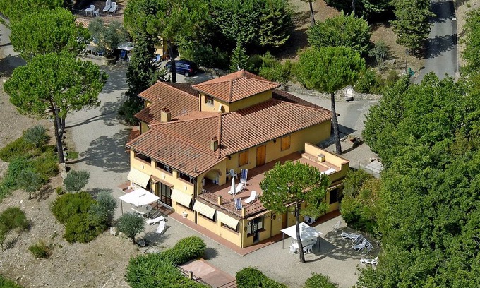 San Donato in Poggio House | 1 bedroom accommodation in San Donato In Poggio