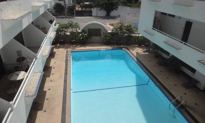 Pratumnak Hill Condo | 1 Bedroom View Swimming Pool 316 Jhr