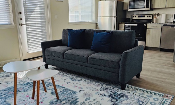 Cedar Park Apartment | 1-bedroom with WiFi, fitness room in cool Cedar Park