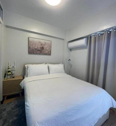 Davao Apartment | 1 BR Condo with balcony in Verdon Parc Trevans Building