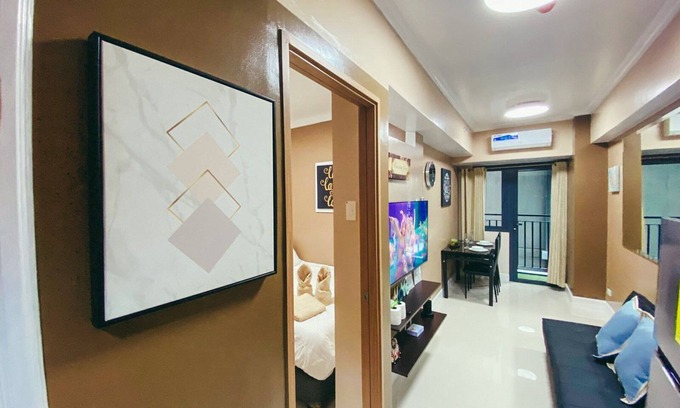 Barangay 76 Condo | 1 BR Fully Furnished Condo across MOA with Pool and Parking - Shore 3 Unit 1146