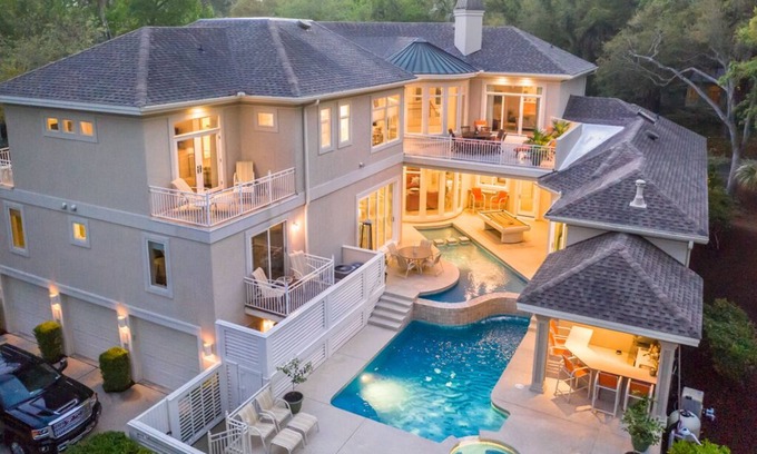 Palmetto Dunes House | 1 Brigantine 3rd Row Ocean Updated Gorgeous Luxury Vacation 8 BR Home Sleep 18 Private Pool Hot Tub