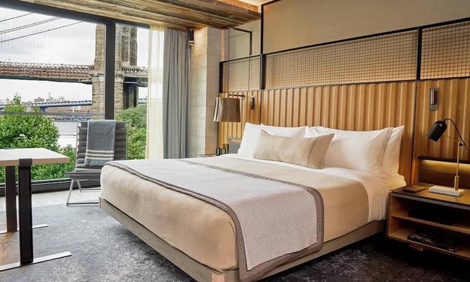 Brooklyn Heights Hotel | 1 Hotel Brooklyn Bridge