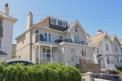 Salcombe House | 1 Lyndhurst