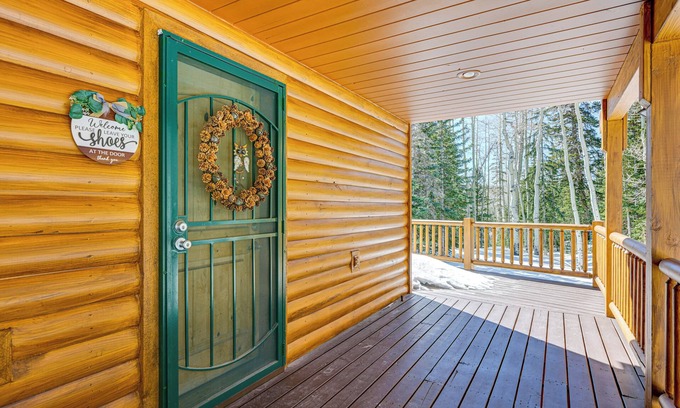 Steam Engine Meadows Cottage | < 1 Mi to Brian Head Resort: Spacious Cabin!