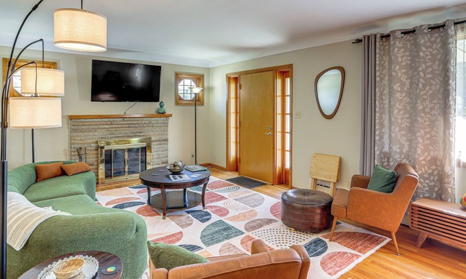 Tiffin House | < 1 Mi to Dtwn Tiffin: Home w/Outdoor Space!