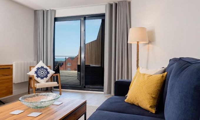Mortehoe Apartment | 1 Middlecombe - Luxury Apartment at Byron Woolacombe, only 4 minute walk to Woolacombe Beach!