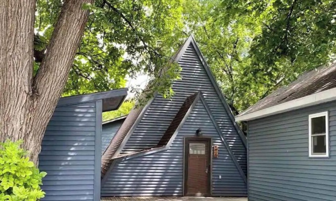 Fargo House | 1 of a Kind Featured Fargo Home-4mindrive2Downtown