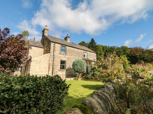 Hathersage House | 1 Orchard View