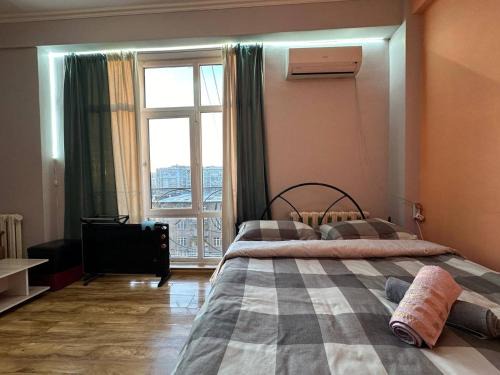 Bishkek Apartment | 1-room apart. 21 on Usenbaeva 52 near Eurasia shopping center