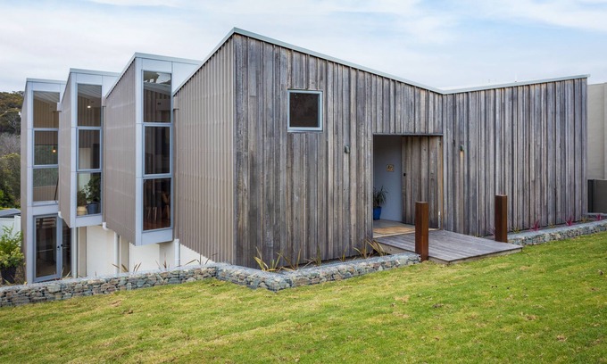 Tura Beach House | 1 The Point