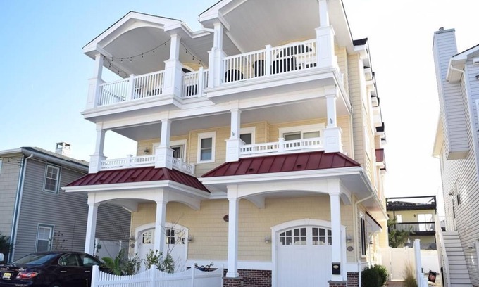 Sea Isle City Condo | 10 72nd St., Unit:West