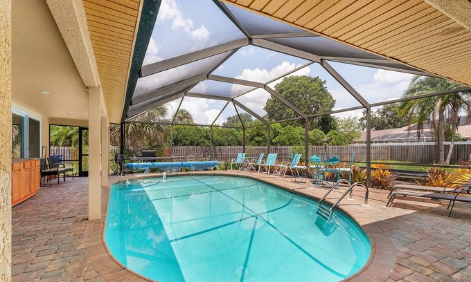 McGregor House | 10 Miles to Fort Myers Beach