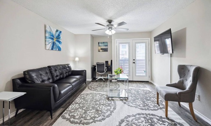Irving Apartment | 10% OFF New 2BD - Pool - DFW South 183/161 - I041