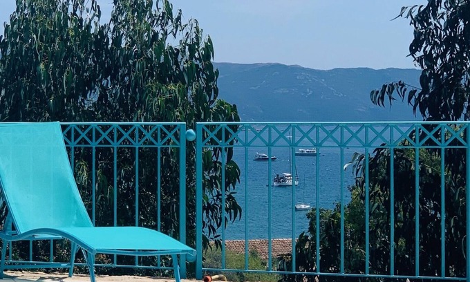 Vico Villa | 10-person villa with private heated pool and sea view