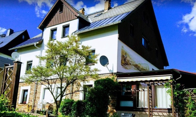 Rittersgrun Apartment | 100 m² Apartment ∙ 2 bedrooms ∙ 6 guests