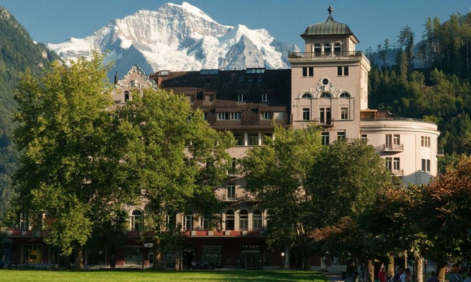 Central Interlaken Apartment | 100 m² Apartment ∙ 2 bedrooms ∙ 4 guests