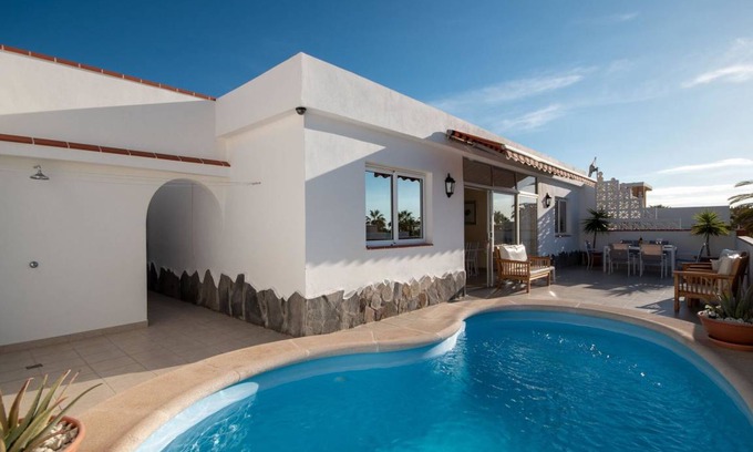 Palm-Mar House | 100 m² House ∙ 2 bedrooms ∙ 4 guests