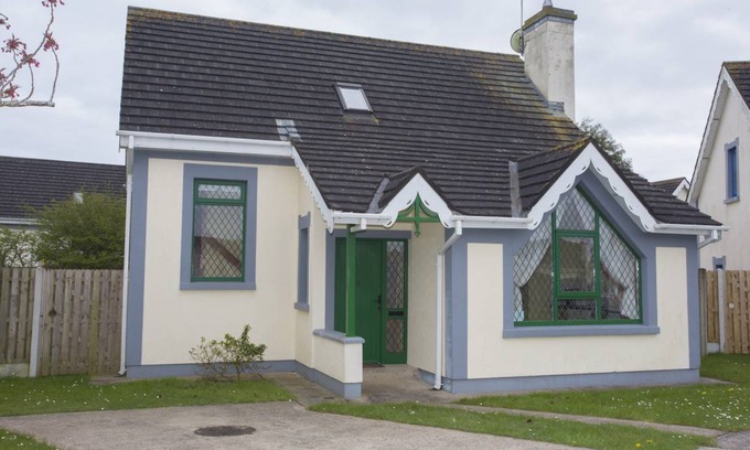 Rosslare House | 100 m² House ∙ 3 bedrooms ∙ 5 guests