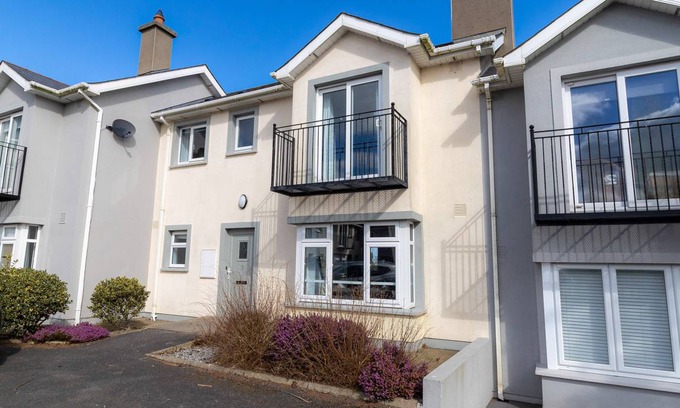 Dunmore East House | 100 m² House ∙ 3 bedrooms ∙ 5 guests