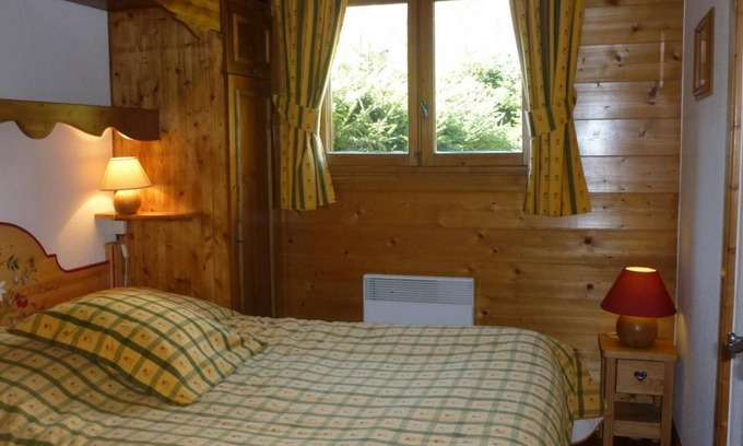 Pralognan-la-Vanoise Apartment | 100m from ski slopes, terrace, tv, ski locker, 32m², Pralognan-la-Vanoise