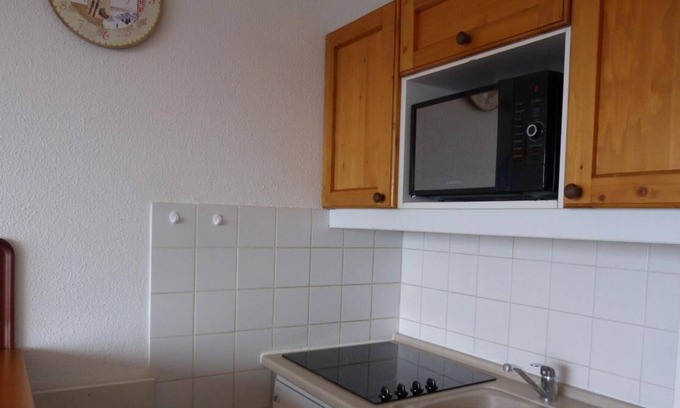 Arc-1800 Apartment | 100m from ski slopes, 5th floor, view valley, balcony, tv, ski locker, 30m², Les Arcs