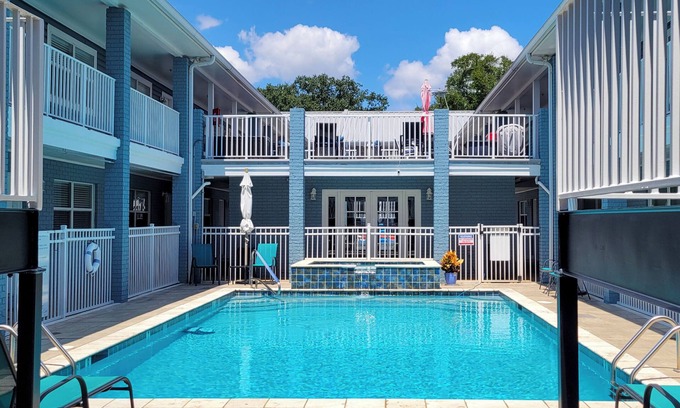 Biloxi Condo | 103 Cypress Cove ~ Beautiful 1 bedroom 1 bath beachfront condo in Biloxi